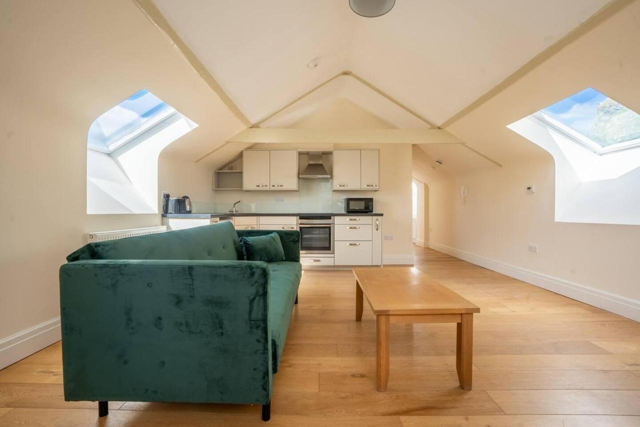 Апартаменты Charming 1-Bed Loft In Caerleon Ньюпорт Экстерьер фото
